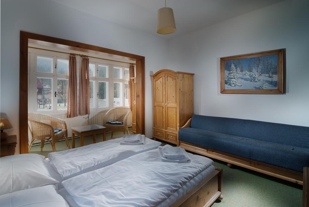 Depandance Villa Hubertus Spindleruv Mlyn Room photo